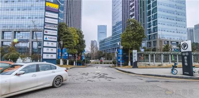 VR全景+寫字樓，一個全景幾乎能解決客戶所有問題